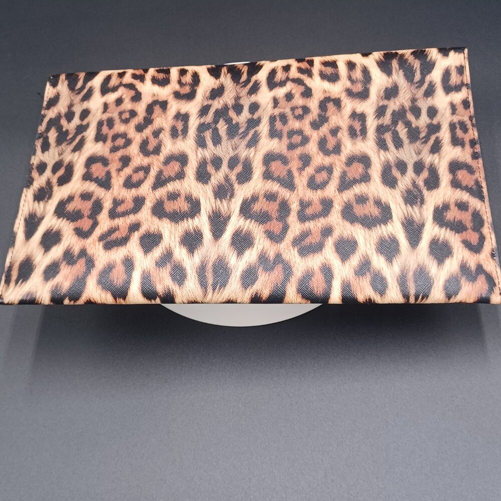 Purse - Picture 2 of 2